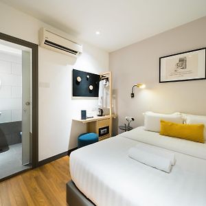 Deluxe Double Room No Window